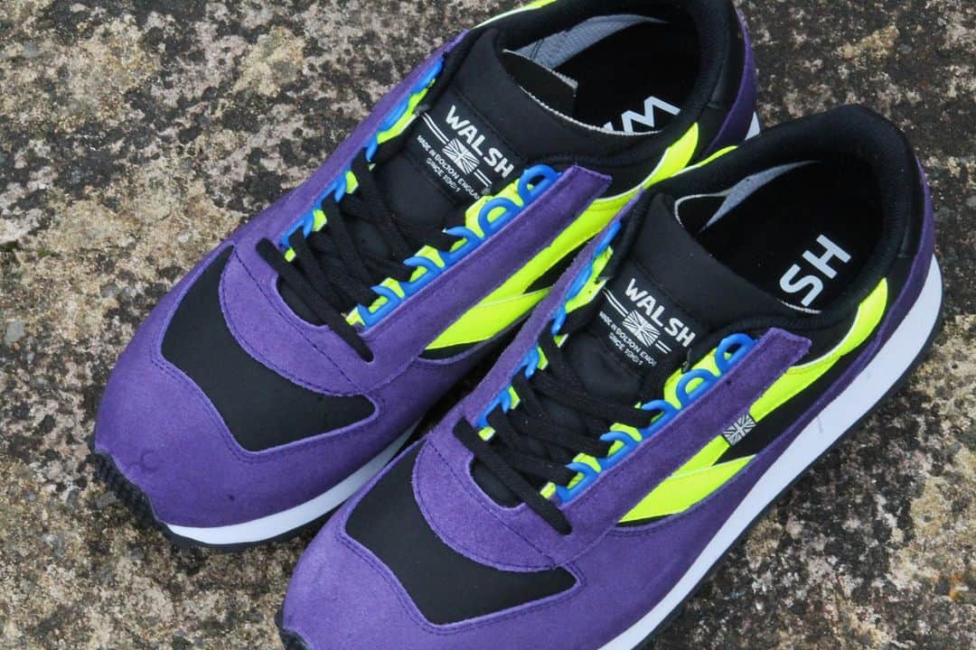 ウォルシュのインスタグラム：「Stand out this Summer with Walsh.  normanwalshuk.com  #normanwalsh #britishmade #trainers #sneakers #madeinengland #ukmfg #shoes #footwear」