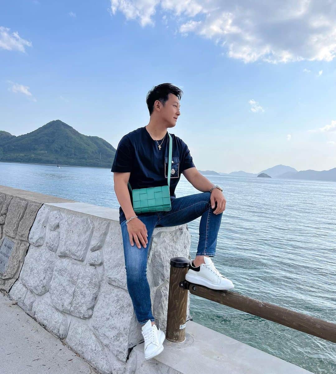 Noboru_Yuukiのインスタグラム：「. . 長い長いGWが終了 今年は沖縄、広島、名古屋へ  次は宮古島🌺  @bottegavenetaworld の新色💯」
