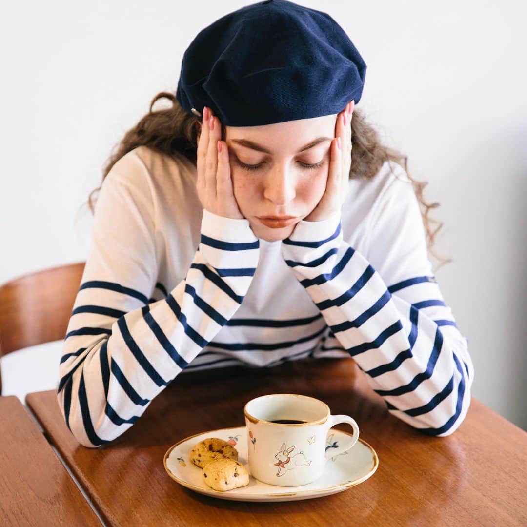 FUDGEのインスタグラム：「. ボーダー＆ベレー帽で春のお出かけはパリジェンヌを気取って  brand：Le minor／LAULHERE  ☞Le minor（バスクシャツ） ☞LAULHÈRE（ベレー帽）  @fudge_online_store - - - - - - - - - - - - - - - - - - - - - - - - - -  1枚目 ✔#バスクシャツ￥14300／Le minor ✔#ベレー帽￥8250／LAULHÈRE  @fudge_online_sore @leminor.fr @laulhere_france  #ファッジオンライン #ファッジ通販 #春コーデ #パリジェンヌ #ボーダー #バスクシャツ #ベレー帽」