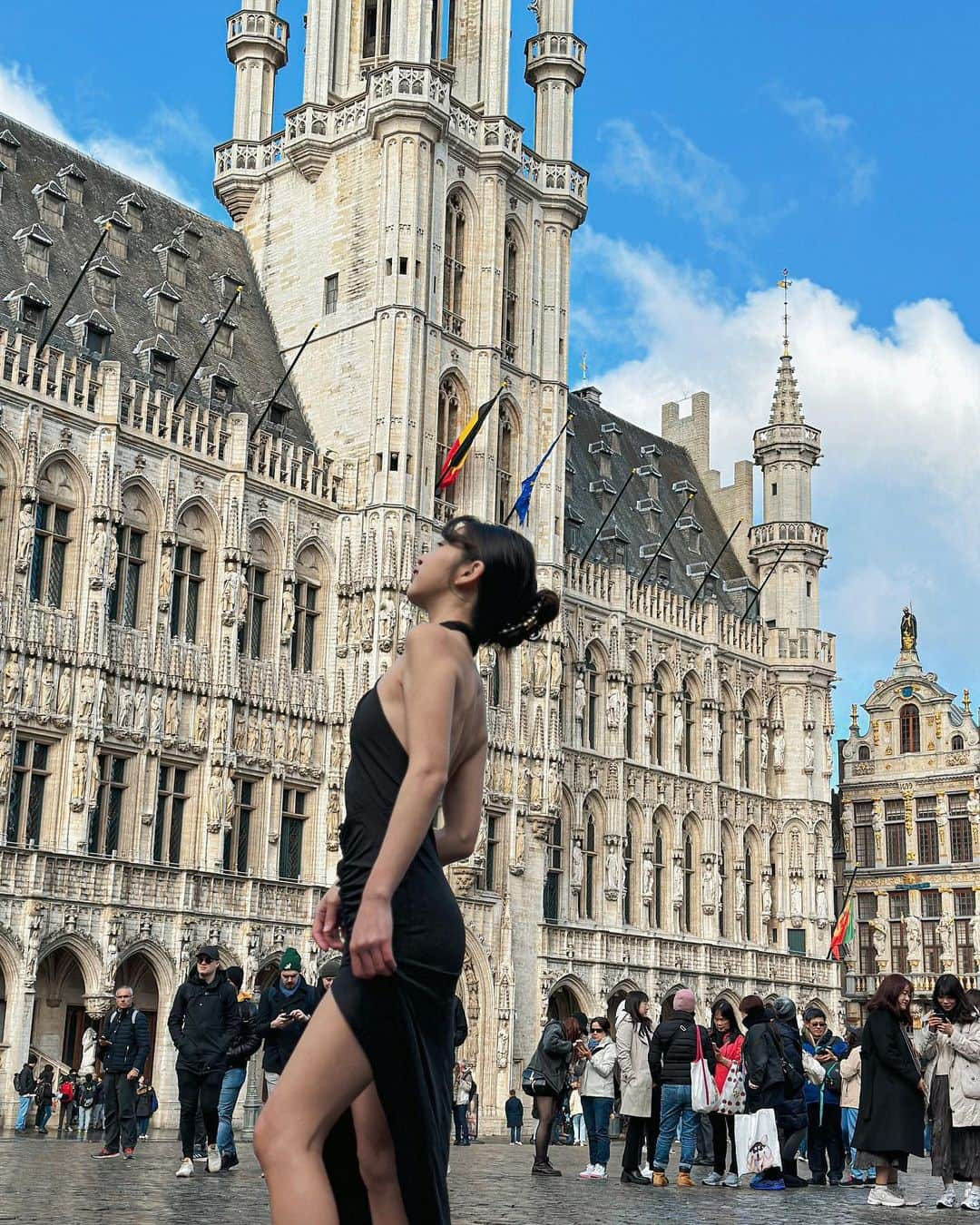 めいさんのインスタグラム写真 - (めいInstagram)「—🇧🇪 Belgium あなたの姫様になりたい　 ただ一緒に平凡な幸せを過ごせたい ・ ・ ・　 ・ ・ ・  —  #europe#日本#brussels#寫真#portrait#사진#tokyo#撮影モデル#커피#ポートレート#japanesegirl#beauty#japan#travel#movie#섹시#photo#写真#フォロー#撮影#model#bruxelles#belgium#写真部#follow#portraitsedition  我只想做你的公主 擁有那平凡的幸福」5月7日 19時10分 - meitienlin1125