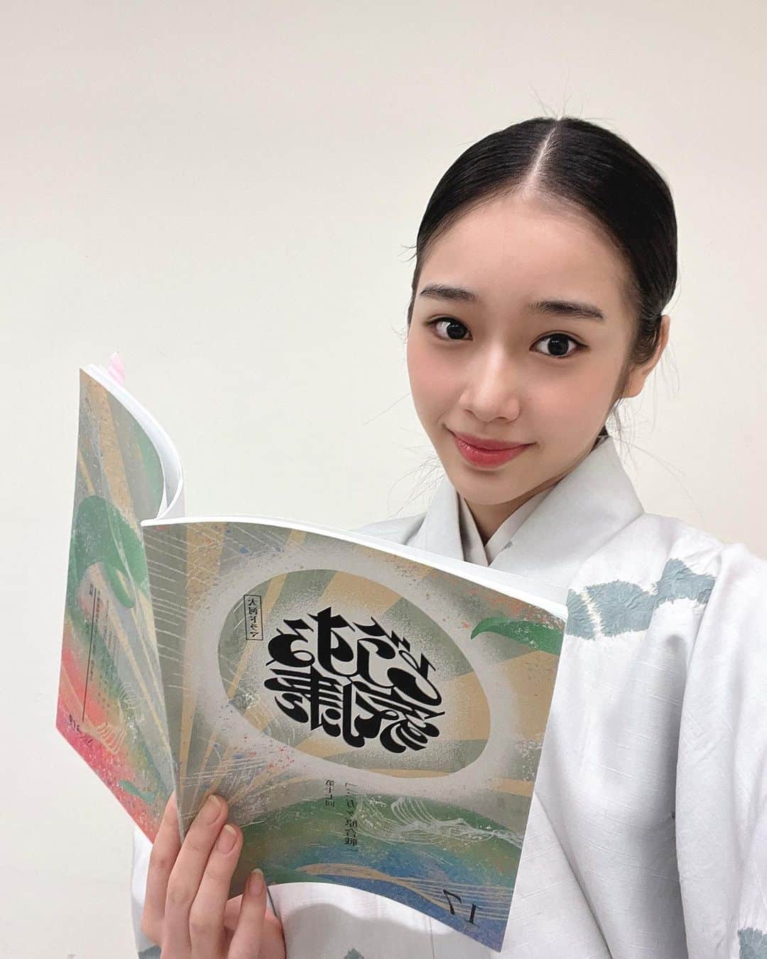 天翔天音のインスタグラム：「☺︎  本日！20時~ 大河ドラマ　『#どうする家康』 第17話　#三方ヶ原合戦  出演致します👘  放送をお楽しみにˎˊ˗  #nhk総合 #大河ドラマ #どうする家康 #天翔天音 #TV」