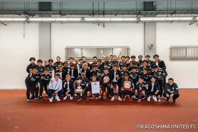 鹿児島ユナイテッドFCさんのインスタグラム写真 - (鹿児島ユナイテッドFCInstagram)「【西原商会presents KFA 第38回サッカー選手権大会 決勝 】  天皇杯JFA第103回全日本サッカー選手権大会に鹿児島県代表として出場することが決定しました‼️  🏆天皇杯1回戦🏆は、5月21日(日)ミクニワールドスタジアム北九州にてギラヴァンツ北九州と対戦します。 鹿児島県代表🌋として、一戦一戦全力で戦ってまいります。  引き続き、応援よろしくお願いします。  #鹿児島市ユナイテッドFC #ITADAKISOUL🔥」5月7日 20時35分 - kagoshimaunitedfc