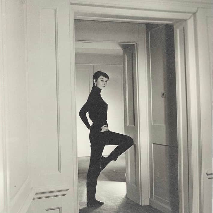 安部ニコルのインスタグラム：「#audreyhepburn ♥」