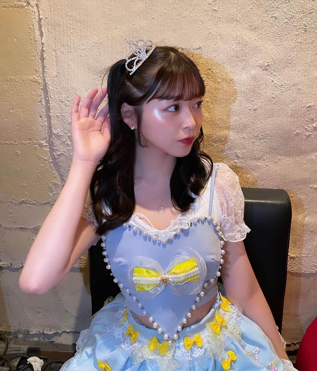 山本杏さんのインスタグラム写真 - (山本杏Instagram)「・  こっちの衣装もすきー？？  #アイドル #ハーフツイン #アイドルヘア #ティアラ」5月7日 20時38分 - anyamamoto0516