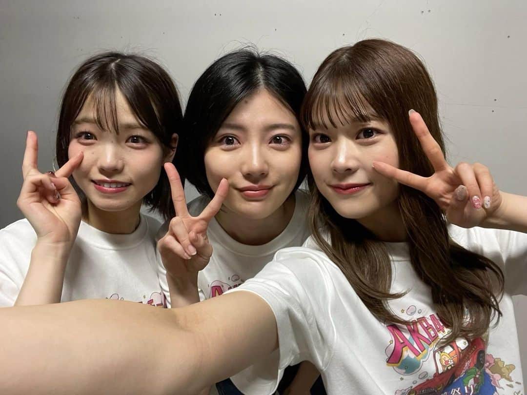 のインスタグラム：「. ななせとあやね☺️  2人が「あいちゃん〜」って 笑顔で話しかけに来てくれて、 それがあまりに懐かしくて嬉しくて 思わず泣いちゃった🥲笑  ずっと変わらない愛おしい2人🥰  #チーム8」
