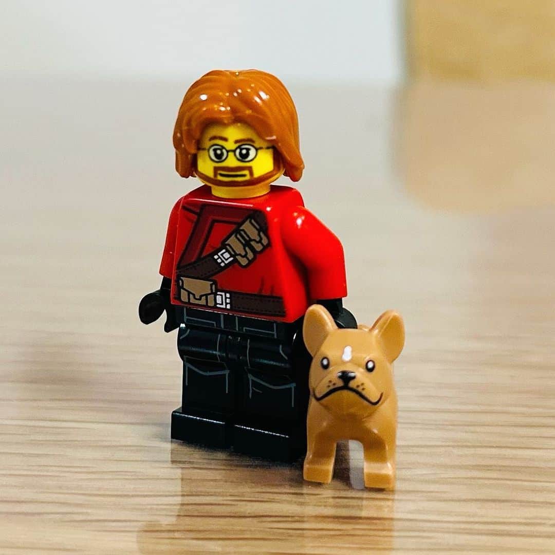 堀之内大介さんのインスタグラム写真 - (堀之内大介Instagram)「息子がレゴで作ってくれた俺🤓笑 なぜかワンワンと一緒です🐕✨ #lego #レゴ」5月7日 21時00分 - horinouchi_bbb