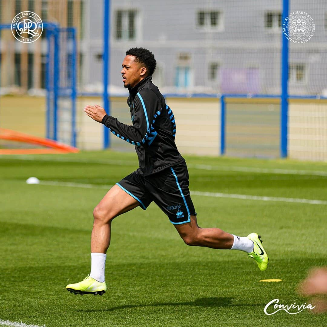 クイーンズ・パーク・レンジャーズFCさんのインスタグラム写真 - (クイーンズ・パーク・レンジャーズFCInstagram)「Putting in the last yards 👣   @ianrandallphotography 📸  #QPR | #EFL」5月7日 20時55分 - officialqpr