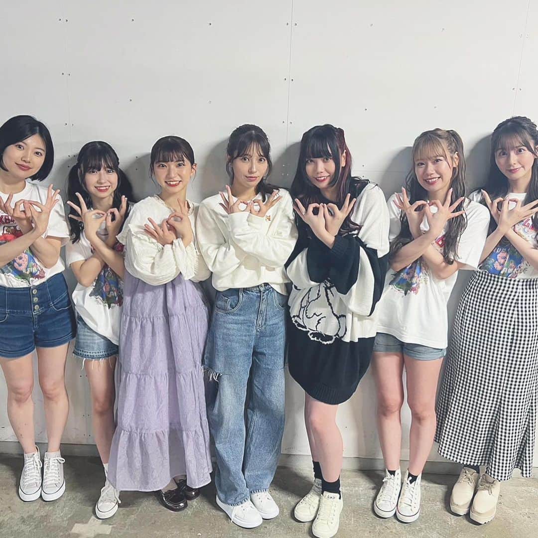 のインスタグラム：「♾️ * いつの時代の中部メンバーも大好きだけど、 おば4とネクスト4の安心感😌 私に歳上は似合わんのよ笑笑 お姉ちゃん達に支えられて自由できていたなって💭 改めてありがとうっていう気持ち😇 現役時代からみんなでどっか行こう行こうって言って 全くどこも行けてない笑笑 今度はなちゅも一緒に！！！ お姉ちゃん達へ 連れてってください👼🍼 * #中部 #中部エリア #おば4 #ネクスト4 #NEXT4  #9年間のキセキ  #pyonstagram  #AKB48 #チーム8 #チームB #浅井チームB #アイドル #富山 #富山県 #はるpyon #橋本陽菜 #圧倒的橋本陽菜 #橋本陽菜を広める」