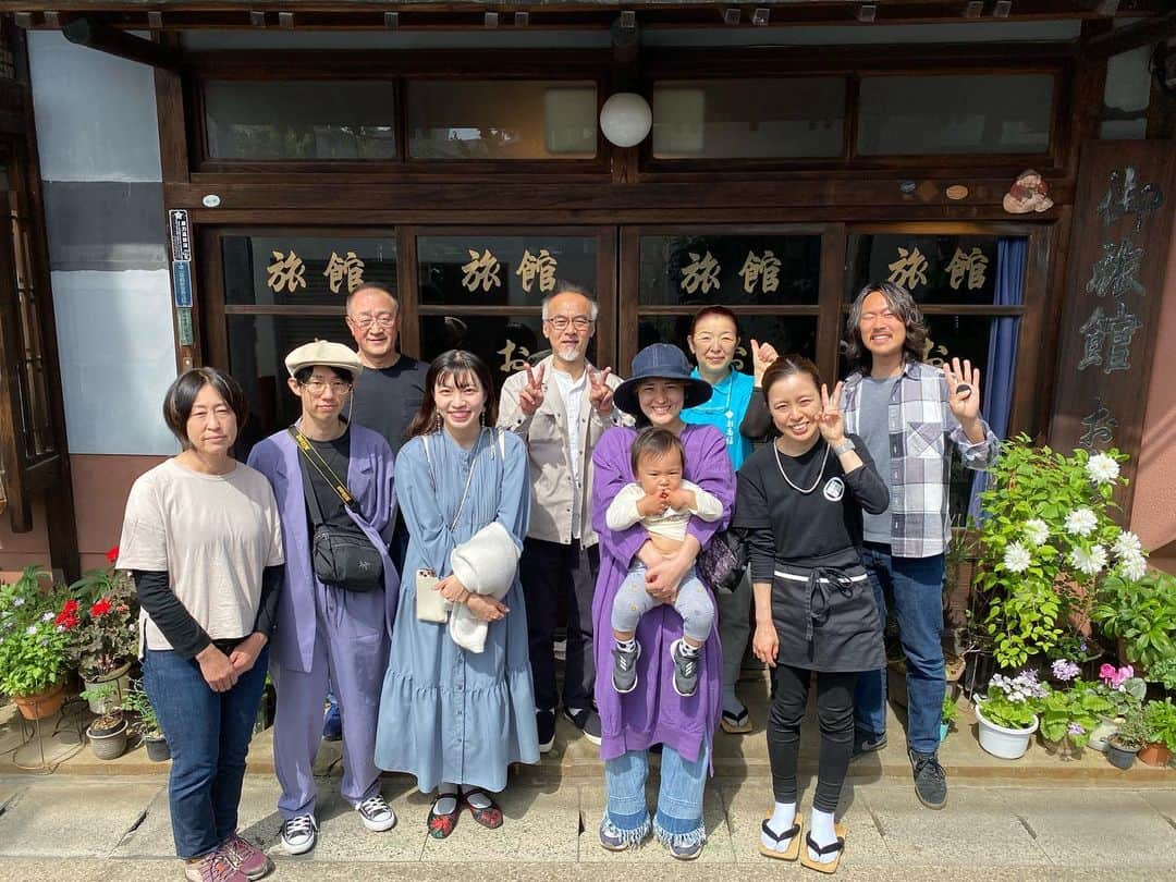 旅館 お多福のインスタグラム：「GWも沢山のお客様にご宿泊頂きました😄ゆっくりおくつろぎいただけましたでしょうか？ またのお越しをお待ちしております🙇‍♂️ #岡山 #津山 #okayama #tsuyama #旅館 #鍋 #雉鍋 #キジ鍋 #ケンケン鍋 #そずり鍋 #黒豚しゃぶしゃぶ #出汁しゃぶ #お多福 #旅館お多福 #旅館deご飯 #旅館de宴会 #旅館gaえんじゃ #城下町 #津山城 #城下の宿 #城下町旅籠」