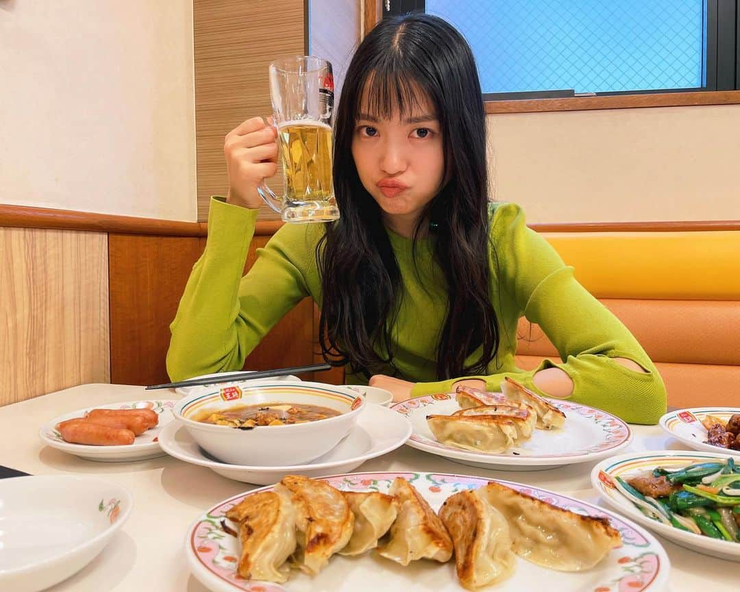 北原里英さんのインスタグラム写真 - (北原里英Instagram)「🥟🍺 王将最高！！！！！！❣️  YouTube見てくれた？  #餃子の王将」5月7日 21時25分 - rie_kitahara_3