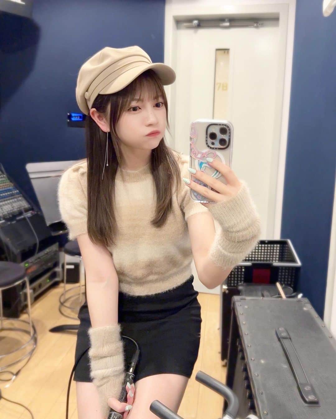 廣川奈々聖のインスタグラム：「きょうは寒かったね〜🌛 ⁡ 今年のGWとっても楽しくて大満足だあ ˆ. ̫.ˆ 🪄︎︎  どこかおでかけした？ ⁡ ⁡ ⁡」