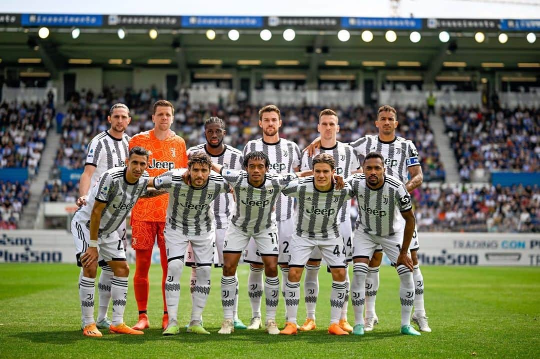 アルカディウシュ・ミリクのインスタグラム：「Grande vittoria, grande team. Ora la prossima. Vamos Juve🤍🖤」