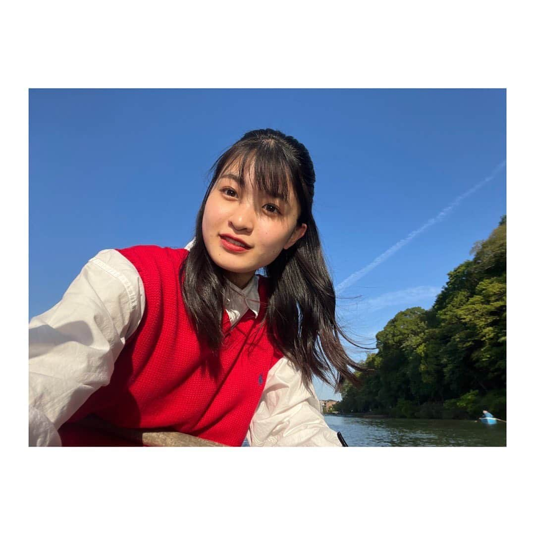 湊胡遥のインスタグラム：「・ GWも最終日… 私は京都満喫してきました🌿🚣‍♂️ 美味しいものたらふく食べた！ 皆さんはどう過ごしましたか~?  #古着」