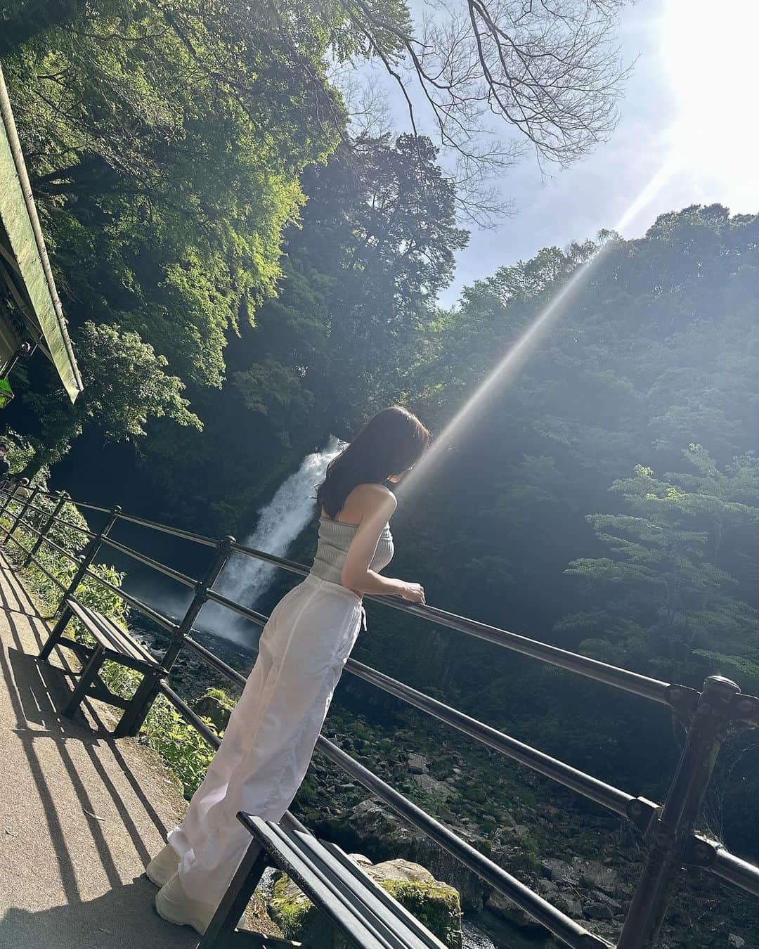 karenのインスタグラム：「滝のパワーを沢山もらいパワーアップしてきました😇💛💛 #浄蓮の滝」