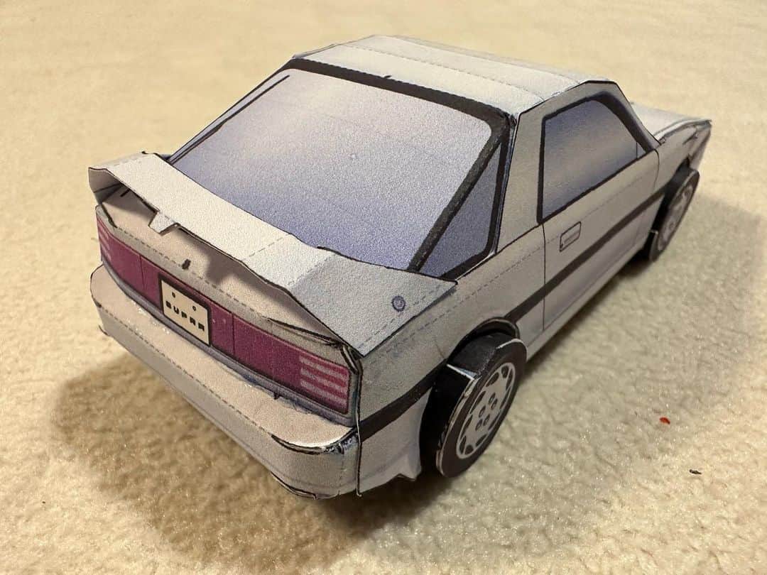 長田庄平さんのインスタグラム写真 - (長田庄平Instagram)「息子に頼まれたスープラ70（激シブ）のめっちゃめっちゃ細かいペーパークラフトを3時間かけて作り上げ、我ながら上出来と思い渡すと「へーかっこいい（棒読み）」と2回前後させて遊び終了、、、 次のやつを作ってくれという。。。  こんなパワハラあっていいんかよ！！泣  #休み #ペーパークラフト #子供 #パワハラ」5月7日 22時34分 - osadashouhei