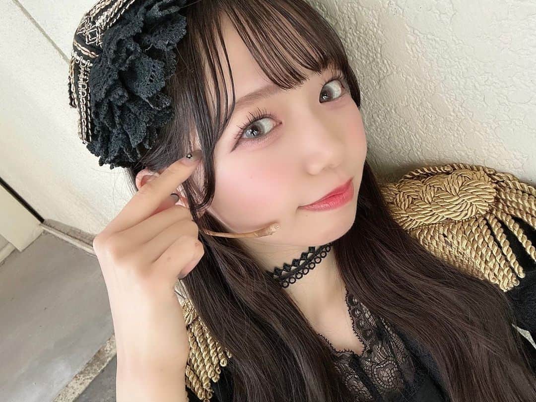 畑美紗起のインスタグラム：「×純文学少女歌劇団  File No.0001 『マエストロには背を向けよ』  10公演ありがとうございました🥀  今回の公演では学ぶことたっぷりで とても充実していました…幸せです。  観に来てくださったみなさん そして三浦さんや関係者のみなさんに 感謝でいっぱいです🫶🏻だいすき！  #若草式ベス #畑美紗起 #x純文学少女歌劇団 #instagood #me #shooting #THEFUJUNBUNGAKUGIRLSMUSICALREVU」
