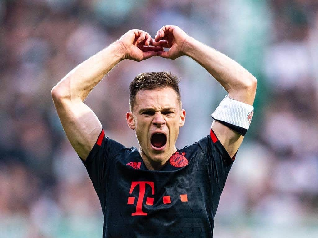 ジョシュア・キミッヒのインスタグラム：「MiaSanMia #believeinyourself 👉🏽😮 🤹🏽‍♂️」