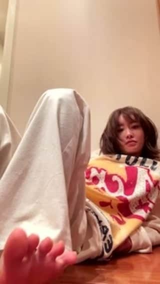 松本まりかのインスタグラム：「🧦」