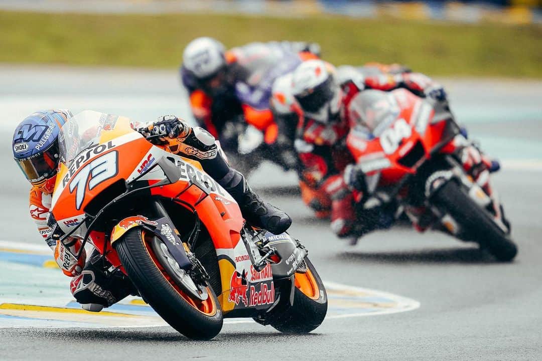 レプソル・ホンダさんのインスタグラム写真 - (レプソル・ホンダInstagram)「#FrenchGP memories. 1️⃣9️⃣/2️⃣0️⃣  What will 2️⃣3️⃣ hold?」5月7日 23時56分 - hrc_motogp