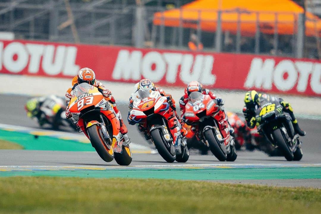 レプソル・ホンダさんのインスタグラム写真 - (レプソル・ホンダInstagram)「#FrenchGP memories. 1️⃣9️⃣/2️⃣0️⃣  What will 2️⃣3️⃣ hold?」5月7日 23時56分 - hrc_motogp