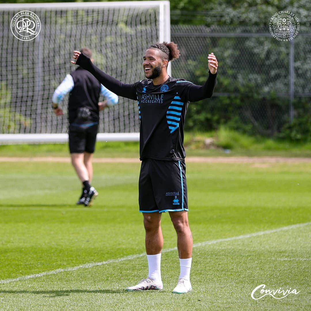 クイーンズ・パーク・レンジャーズFCさんのインスタグラム写真 - (クイーンズ・パーク・レンジャーズFCInstagram)「😀😀😀😀  @ianrandallphotography 📸  #QPR | #EFL」5月8日 0時10分 - officialqpr