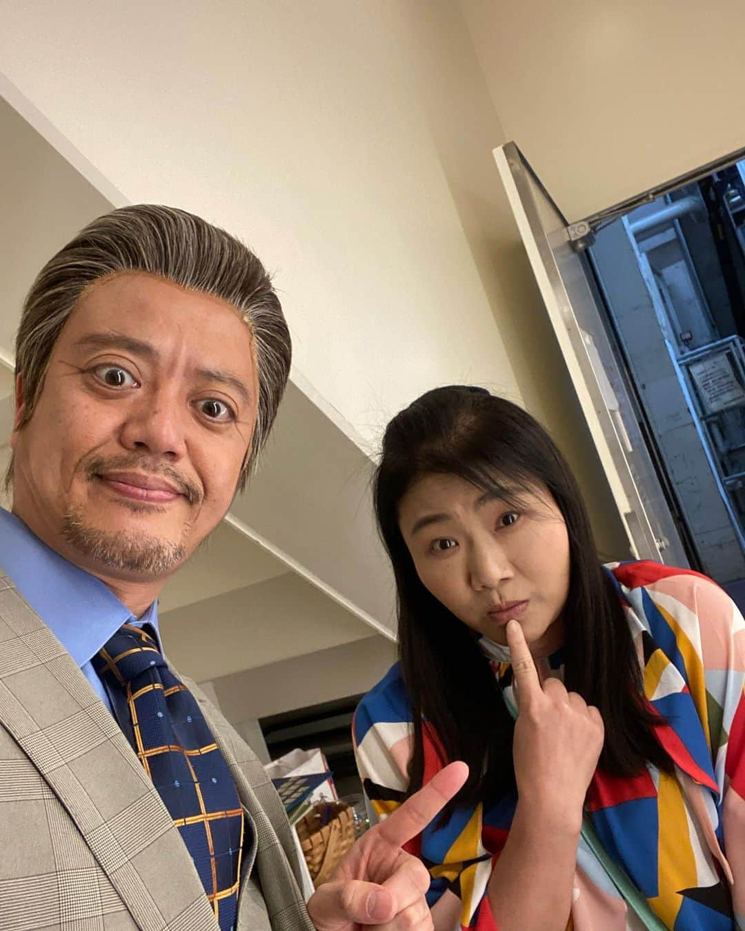 佐藤太一郎さんのインスタグラム写真 - (佐藤太一郎Instagram)「昼はNGKで新喜劇3回。 夜はセカンドシアターで小林ゆうちゃん＆筒井亜由貴くんのイベントに出演させていただきました。 NGKでは島田珠代さんの父親役、セカンドシアターでは岡田直子ちゃんとカップル役でした。 NGKもセカンドシアターも大盛り上がりのゴールデンウィーク✨ 新喜劇はいいぞー。」5月8日 0時20分 - satotaichiro_shinkigeki