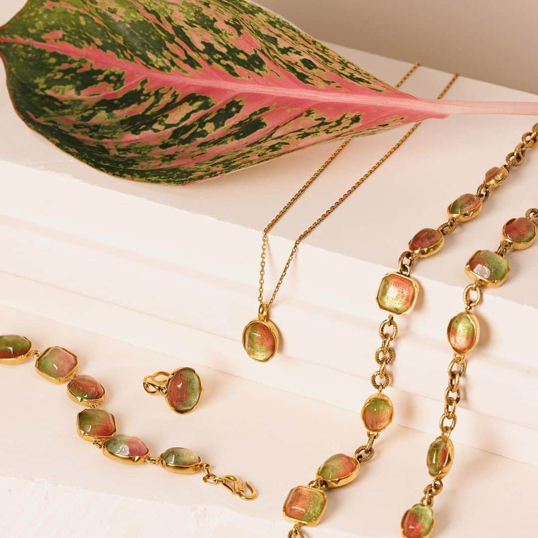 グーセンス パリのインスタグラム：「Cabochons Watermelon Tie & Dye  -Online Exclusive-」