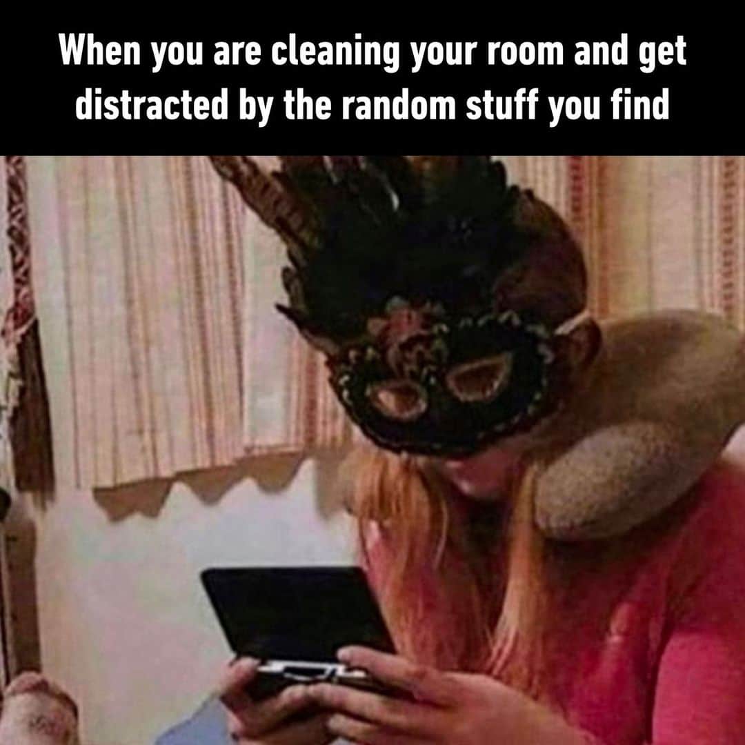 9GAGさんのインスタグラム写真 - (9GAGInstagram)「the only fun part about cleaning  - #cleaning #tidyup #chores #memes #9gag」5月8日 2時00分 - 9gag