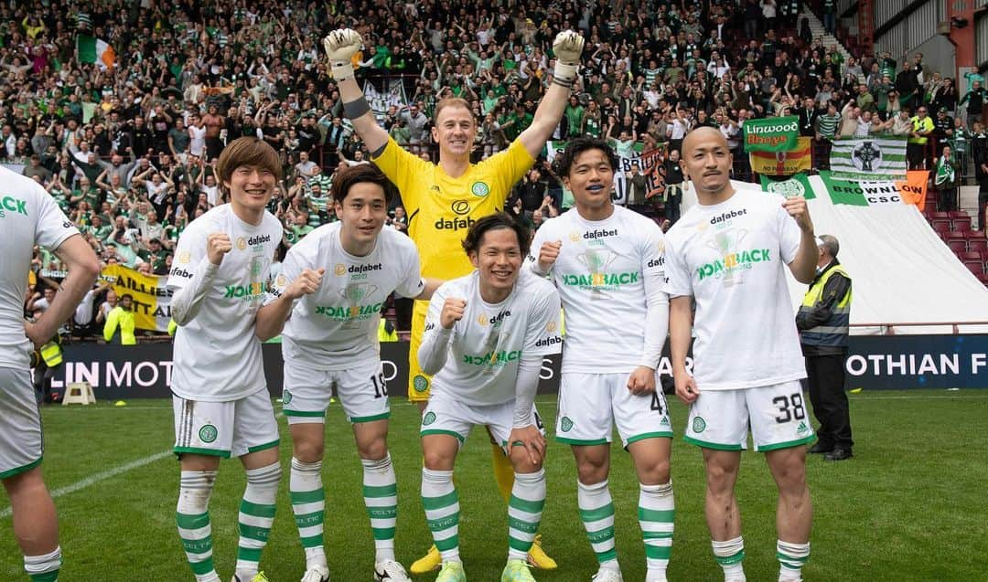 ジョー・ハートさんのインスタグラム写真 - (ジョー・ハートInstagram)「Champions @celticfc 💚」5月8日 2時19分 - joehartofficial