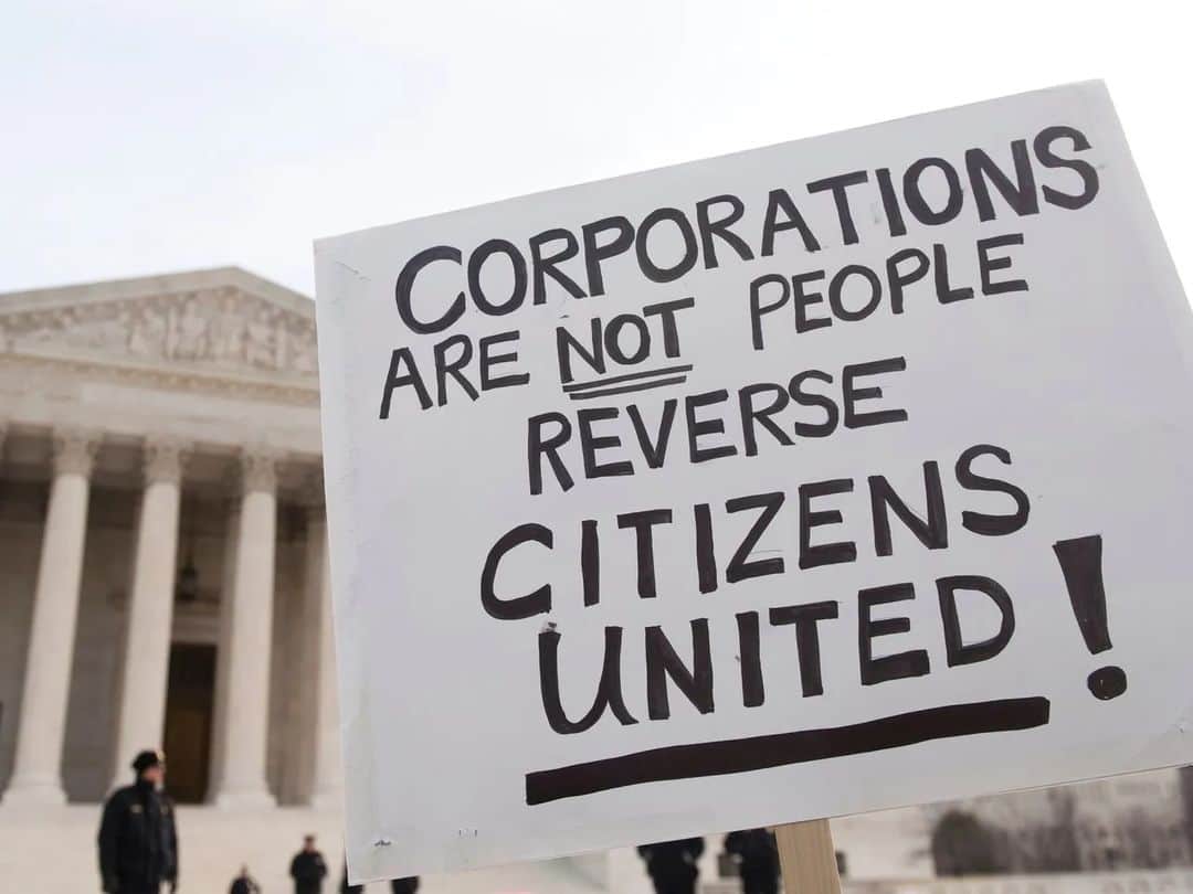 のインスタグラム：「What sucks is that they are. They are people. Literal people. Families even. Unwell people who buy pawns to place in government. To sell us things. Things we can't afford. While we work our entire lives for those same corporations」