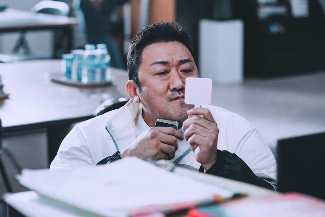 のインスタグラム：「내 거울🩷」
