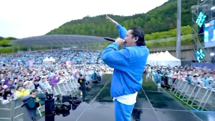 Zeebraのインスタグラム：「🇰🇷🤝🇯🇵 LIVE @daeguhiphop in KOREA   #Zeebra #daeguhiphopfestival #HIPHOP50」