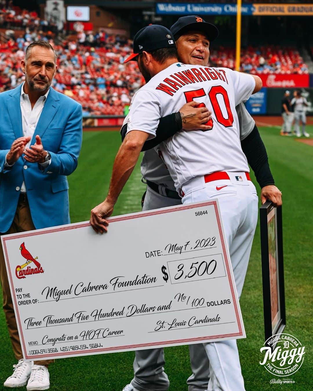 ミゲル・カブレラさんのインスタグラム写真 - (ミゲル・カブレラInstagram)「Thank you, St. Louis! #GraciasMiggy」5月8日 4時16分 - miggy24
