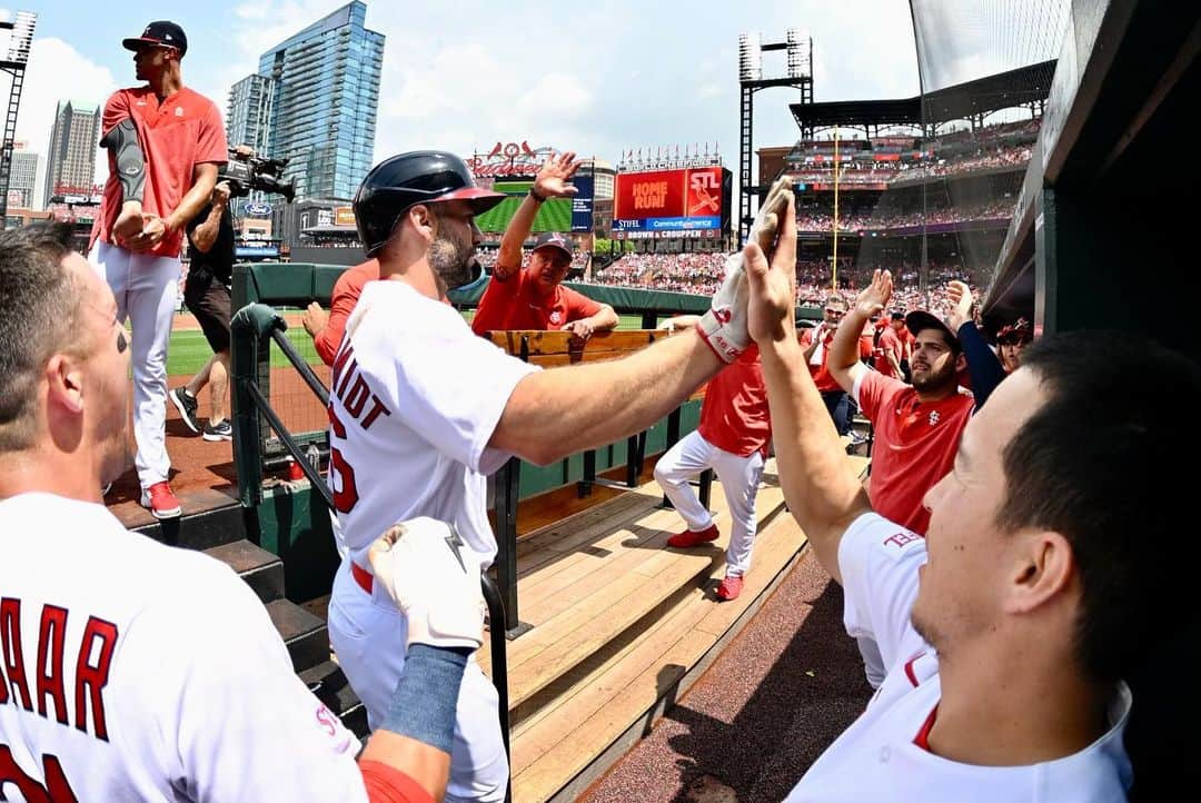 セントルイス・カージナルスさんのインスタグラム写真 - (セントルイス・カージナルスInstagram)「Take a bow, Paul Goldschmidt!   A THREE homer day!」5月8日 6時09分 - cardinals