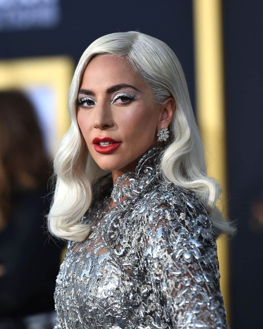 E! Onlineさんのインスタグラム写真 - (E! OnlineInstagram)「We knew they were something special when we spoke their names, but many of your fav stars weren't born with their stage names. Link in bio for what they were called before skyrocketing to fame. (📷: Getty)」5月8日 7時00分 - enews