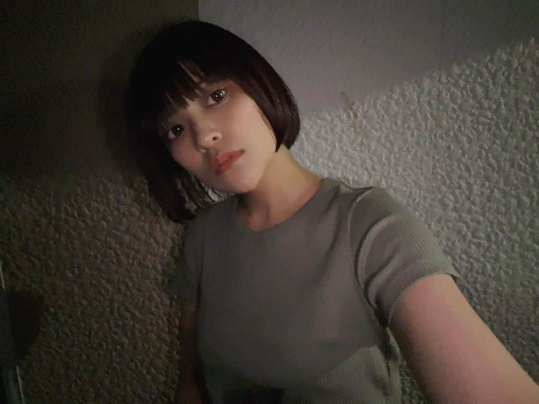 大滝友梨亜さんのインスタグラム写真 - (大滝友梨亜Instagram)「髪切りました。 色も変えました。  すごくよい。   #hair#cut  #💇🏻‍♀️」5月8日 10時48分 - takiomaru