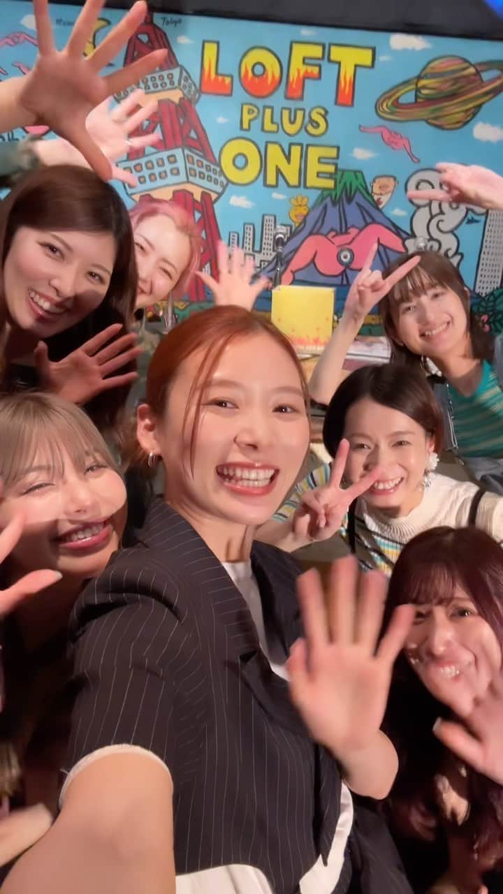 河村唯（うめ子）のインスタグラム：「せりな、芸能生活25周年おめでとう！🎵✨ ひっさしぶり〜🙋‍♀️  最高の同窓会を、ありがとう🤣 10代20代多感な時期に、 苦楽を共にしたメンバーって、もう二度と出会えない特別な存在だ。  #長野せりな25周年 #アイドリング　#ガンバレ乙女(笑)」