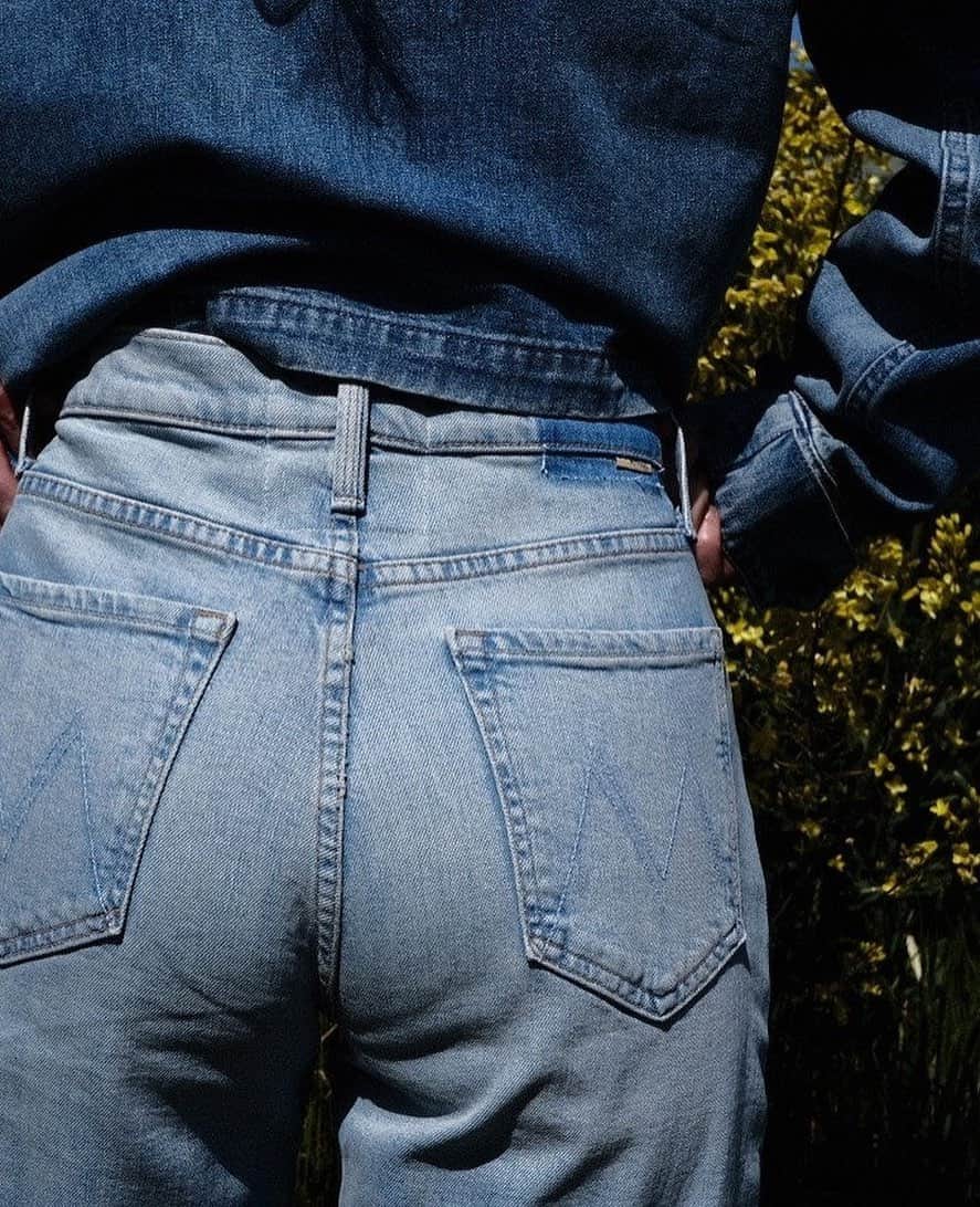 motherdenimのインスタグラム：「Perfect cut denim.」