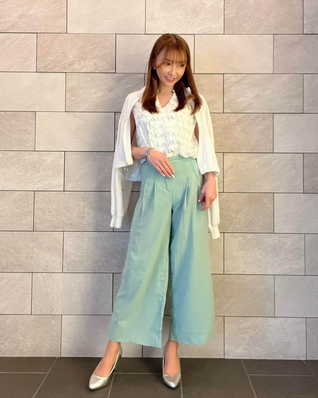 石関いづみのインスタグラム