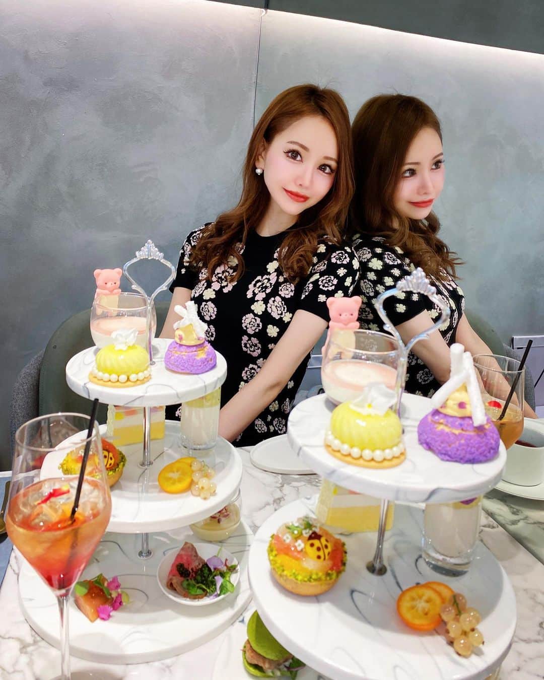 のインスタグラム：「全部が美味しいアフタヌーンティー🥰💓 甘い物苦手な私でも完食できるおいしさ🫶  クマさんが有名だけど、見た目だけじゃないきちんと美味しいお店🥰 てんとう虫かわいかった💓  店内も落ち着いていて、ゆっくり過ごせて良かった🥰💕  . #louangetokyo  #louangetokyolemusee」