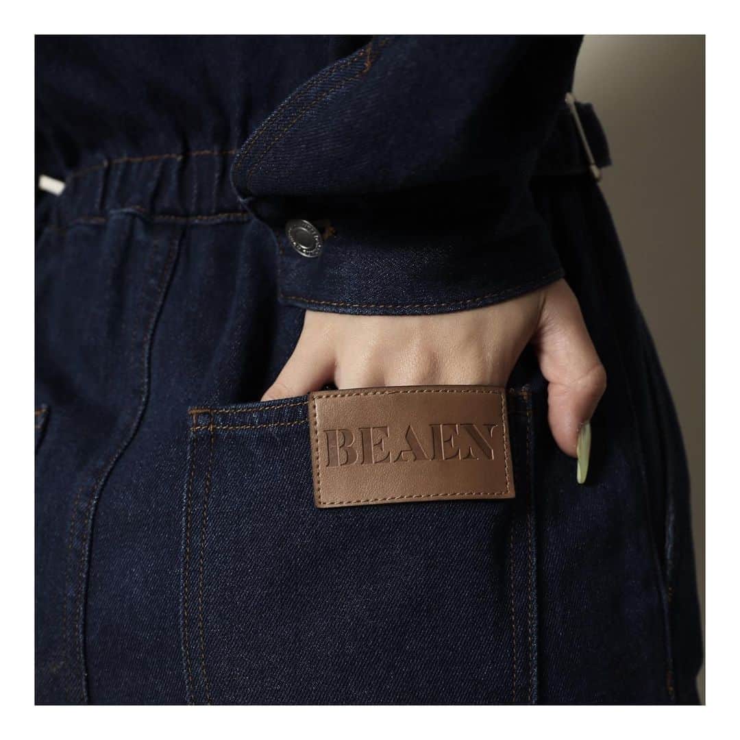 松葉愛海のインスタグラム：「👖BEAEN DENIM COLLECTION👖 4/14(fri) 20:00～4/23(sun)  ”DENIM ITEM ALL 20% OFF”  今年の春はデニム👖🤍 という事でBEAENのデニムアイテムがALL20％OFFのキャンペーンを開催🛒  BEAENのデニムは大人気アイテムだし 生地にもかなりこだわってるので 是非この機会にGETしてね🙏🏼✨  #BEAEN」