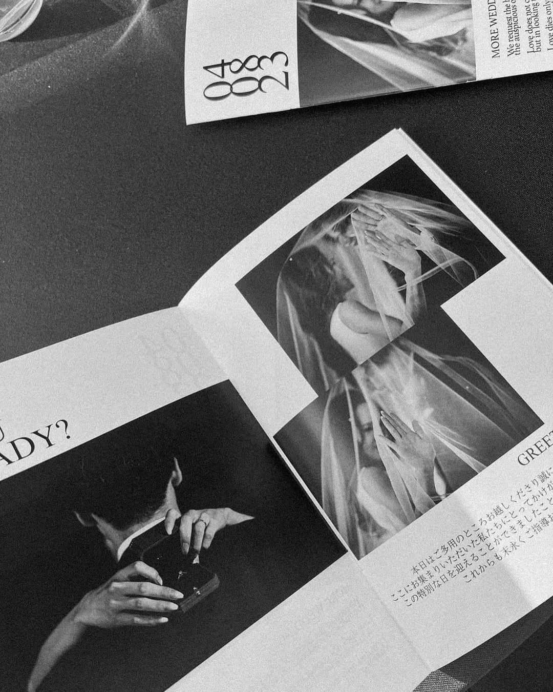 のインスタグラム：「. .  𝓦𝓮𝓭𝓭𝓲𝓷𝓰  . . 兄の結婚式に行ってきました 2人の雰囲気にぴったりなステキ世界でした💍 感動した❤︎おめでとう . . . #wedding #weddingday #weddingdress #kimono #結婚式 #ウェディング #ホテルウェディング #大阪 #コンラッド大阪 #結婚式コーデ #結婚式ヘアアレンジ #結婚式お呼ばれ #振袖 #振袖ヘアアレンジ #編みおろし」