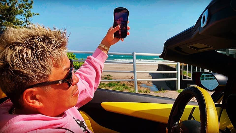 諸星伸一のインスタグラム：「人生みんなそれぞれの考え方、楽しみ方、生き方がある。  #lamborghini #ランボルギーニ #morohoshi #諸星伸一 #fightingstar #ファイティングスター #fsbk #世界最強モロックマ #世界最強諸星一家 #諸星一家 #powercraft  #tokyo #japan  そう実感した一日でした✨」