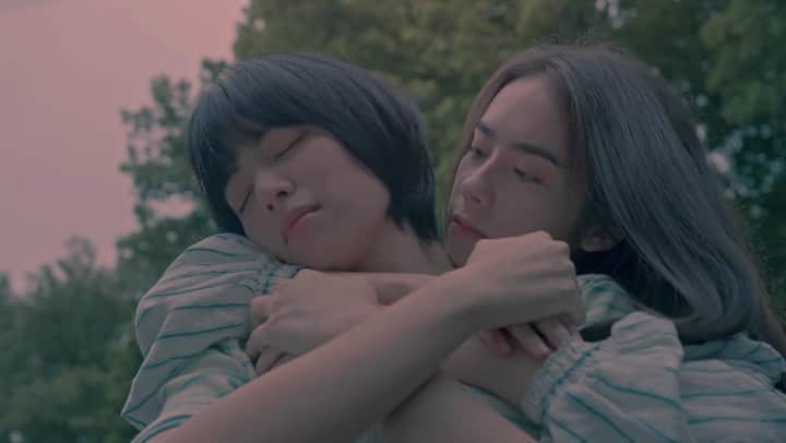 林俊傑のインスタグラム：「林俊傑 JJ Lin 《願與愁Dust and Ashes》Official Music Video 全新上線  “DUST AND ASHES” OFFICIAL MUSIC VIDEO OUT NOW   #林俊傑新專輯重拾快樂 #HappilyPainfullyAfter #林俊傑願與愁 #DustandAshes  林俊傑 JJ Lin《願與愁Dust and Ashes》Official Music Video 詞：小寒 @lyricistxiaohan  曲：JJ 林俊傑 導演：黃中平 @huang.chungping MV演出：陸夏 @luciaaaaa66 、林奕嵐 @charlizelamb_ 、徐碩廷 @xu__3114  🎵2023.04.14已上線OUT NOW! 🌎全球大首播🌎 ｜www.youtube.com/jjlin (Link in bio) 🔗 數位收聽 Listen now 🎧 https://jfj.lnk.to/DustAndAshes」