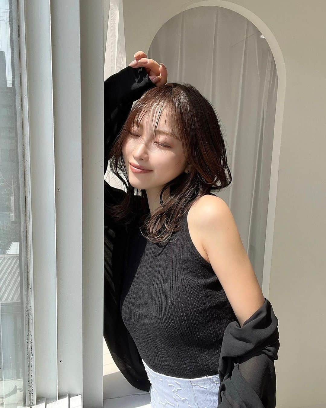 木田絵里香のインスタグラム：「. \ MAX95%OFFのSALE開始🉐 / このタンクも¥2,000切った🥳笑 . クーポンコード MS_06656 を最後の画面で入れたら更に10%OFF🫢 @erika_resexxy  . #コーデ#夏コーデ#セール」