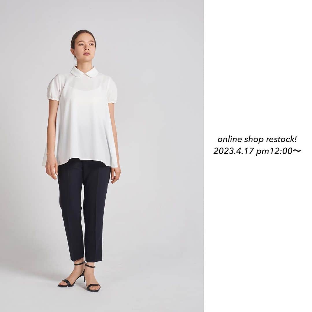 yoriのインスタグラム：「*online shop restock*  4/17 pm12:00〜 人気商品が再入荷致します！ 詳細は商品ページをご覧ください！  #サラサラ襟付きブラウス #サラサラスティックパンツ  #yori_japan」