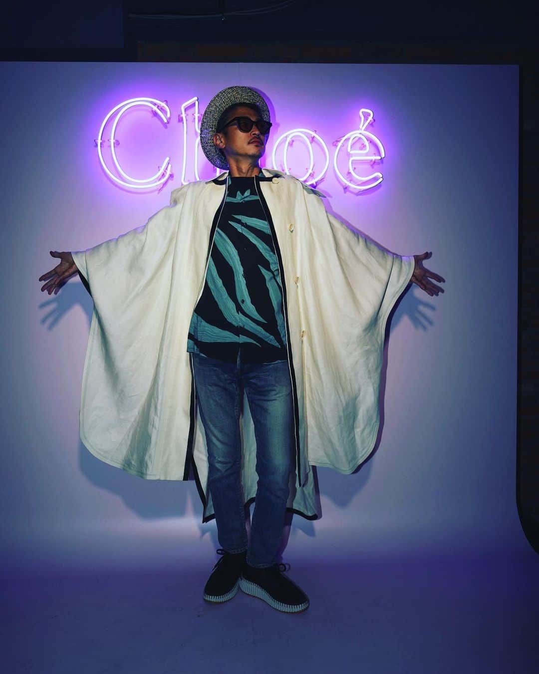 窪塚洋介のインスタグラム：「@chloe  「Chloe Club」に仲間と遊びに行ってきた。 控えめに言ってめちゃくちゃ楽しめた。  今週はまだ終わってないが2度のpartyと3度の息子との仕事、ゴルフコンペ、モデル仕事のローンチ、表紙撮影、再会、出会いと濃密な時を過ごしている。より素敵な未来を描く。  #ChloeInTokyo  2020年12月にChloéのクリエイティブディレクターに就任したガブリエラ・ハースト氏の初来日を記念したイベントだよん。」