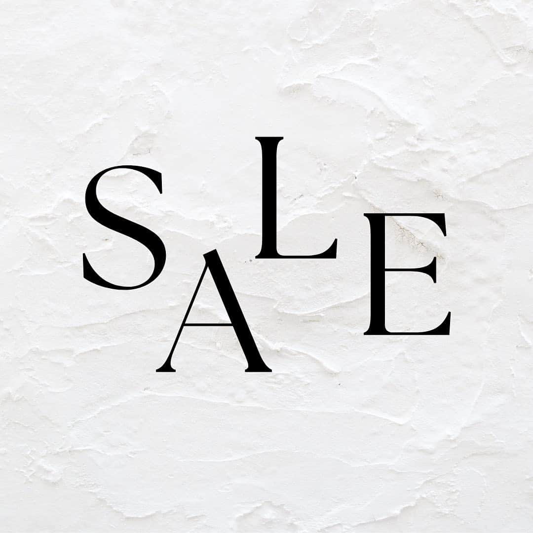のインスタグラム：「ZOZO TOWN TIME SALE🌷  期間限定のタイムセールを開催中です♡最大80%OFF！ 人気のアイテムがお得に手に入るチャンスです！  ぜひ、プロフィールに記載のURLより ご覧ください🐰💞  #perky #perkroom #zozotown #zozo #ゾゾタウン #ゾゾ #タイムセール #セール #期間限定セール #ファッション #ファッションサイト #トレンドコーデ #トレンド #ファッション好きな人と繋がりたい #ファッション好き #ブランド #セレクトショップ #ファッション通販 #春服 #春服コーデ #20代コーデ #30代コーデ #いいね #instagood #instalike #fashion #sale #ootd #outfit #likesforlike」