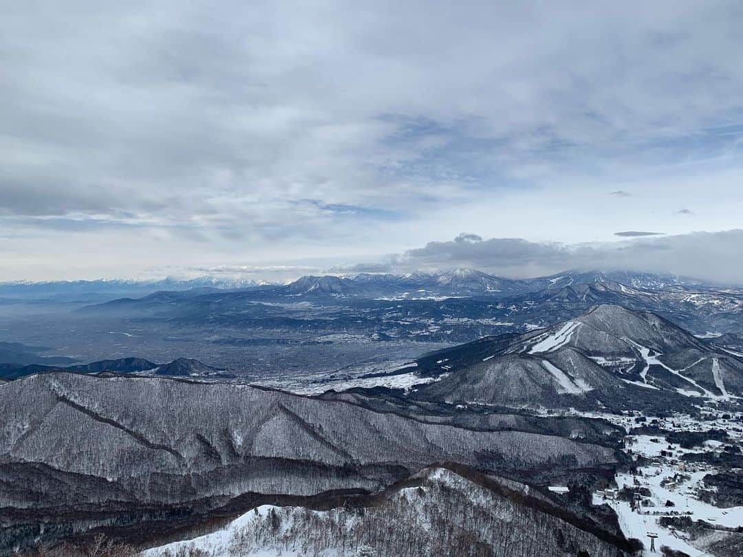 澁澤侑哉さんのインスタグラム写真 - (澁澤侑哉Instagram)「Love the view,love the feelings,love snow I love everything about winter 🥶  . . . #snowboarding #snow #winter #ice #practice #photo #style #japan」4月14日 14時42分 - yuya__shibusawa