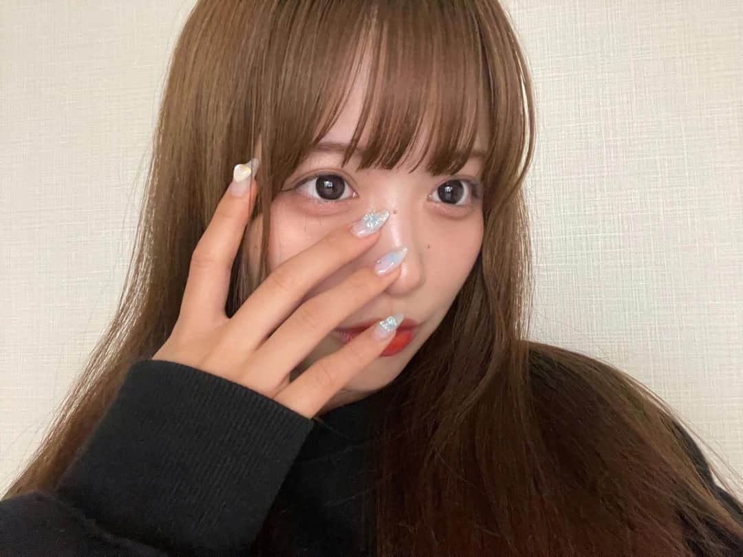 Kirariのインスタグラム：「ㅤㅤㅤㅤㅤㅤㅤㅤㅤㅤㅤ  ㅤㅤㅤㅤㅤㅤㅤㅤㅤㅤㅤ オルフェスセンシティブマスク使ってみました🌿  爽やかな香りで美容液がたっぷり入っていて CICA 配合の肌荒れケアができます🛁 ベタつき感はないけどしっかり保湿されてプルプル👶🏻 シートの形も貼りやすかったです！  @alface_lohas  #PR #ALFACE #シートマスク #CICA」